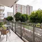Roof Terrace Old Town With Private Parking *