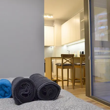 아파트 Roof Terrace Old Town With Private Parking *